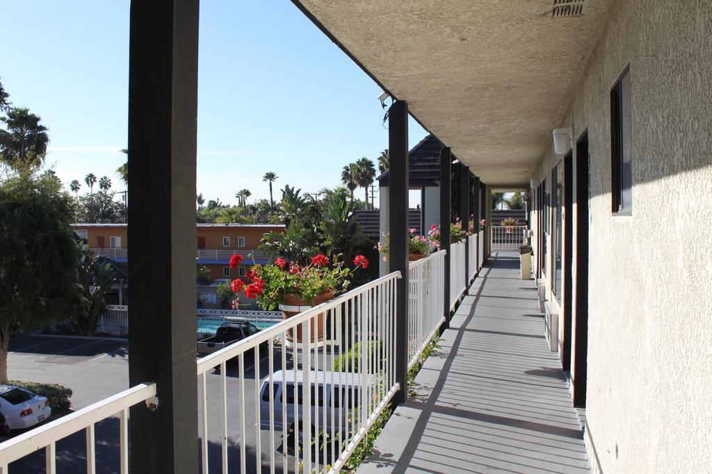 Alamo Inn And Suites - Convention Center Anaheim Exteriér fotografie